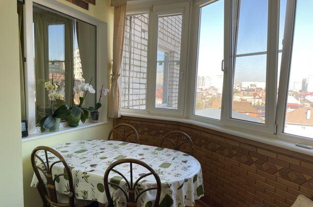 Продажа 3-комнатной квартиры, Краснодар, Рашпилевская улица,  180