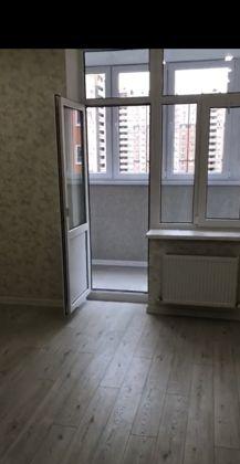 Продажа 1-комнатной квартиры, Краснодар, улица имени Героя Николая Шевелёва,  5