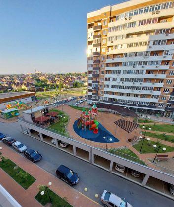 Продажа 2-комнатной квартиры, Краснодар, улица Григория Пономаренко,  45