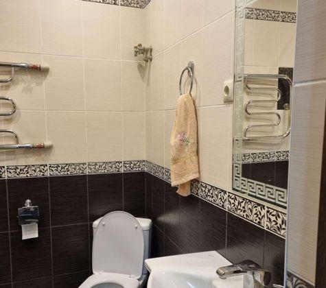 Продажа 2-комнатной квартиры, Краснодар, улица имени Сергея Есенина,  100