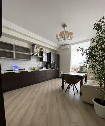 Продажа 1-комнатной квартиры, Краснодар, Кубанская набережная,  37