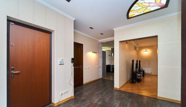 Продажа 3-комнатной квартиры, Краснодар, бульвар Клары Лучко,  6