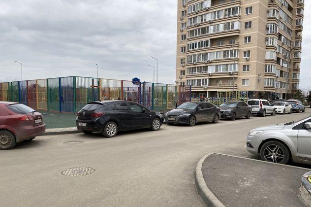 Продажа 1-комнатной квартиры, Краснодар, Круговая улица,  4Вк5