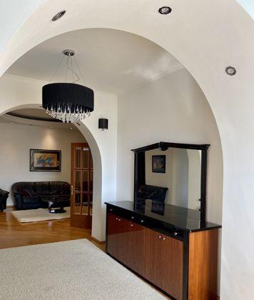 Продажа 3-комнатной квартиры, Краснодар, улица им. Пушкина,  11