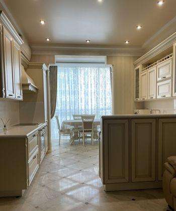 Продажа 3-комнатной квартиры, Краснодар, Кубанская набережная,  37/12